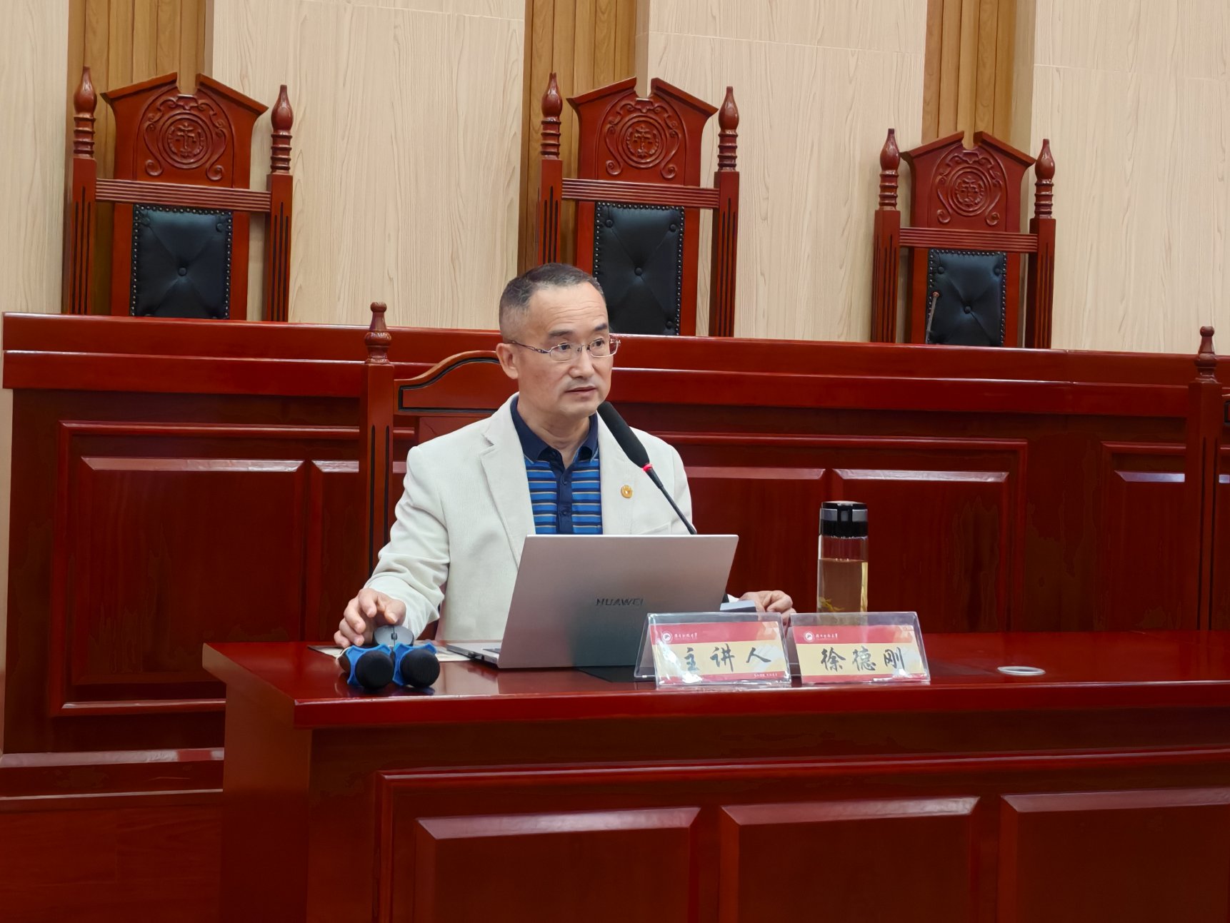 免费av影片