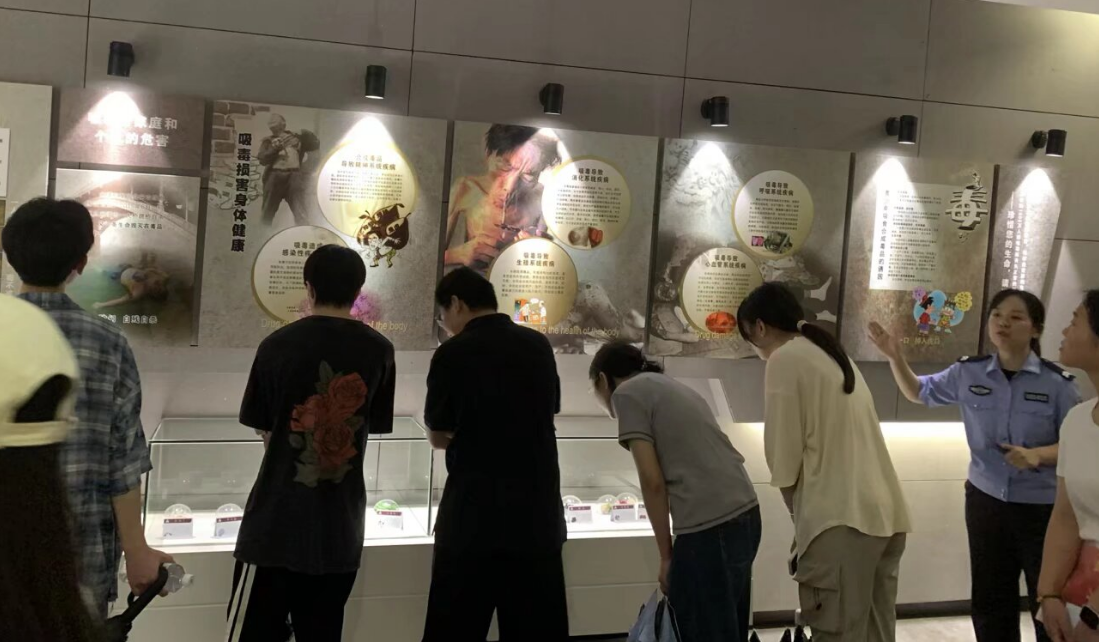 免费av影片