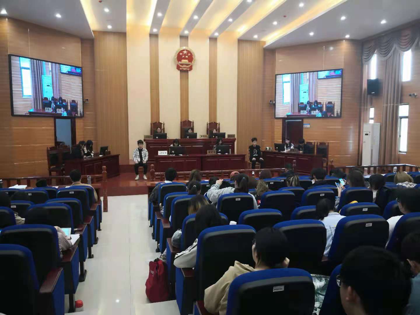 免费av影片